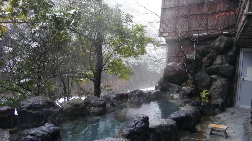 十津川荘雪の露天風呂